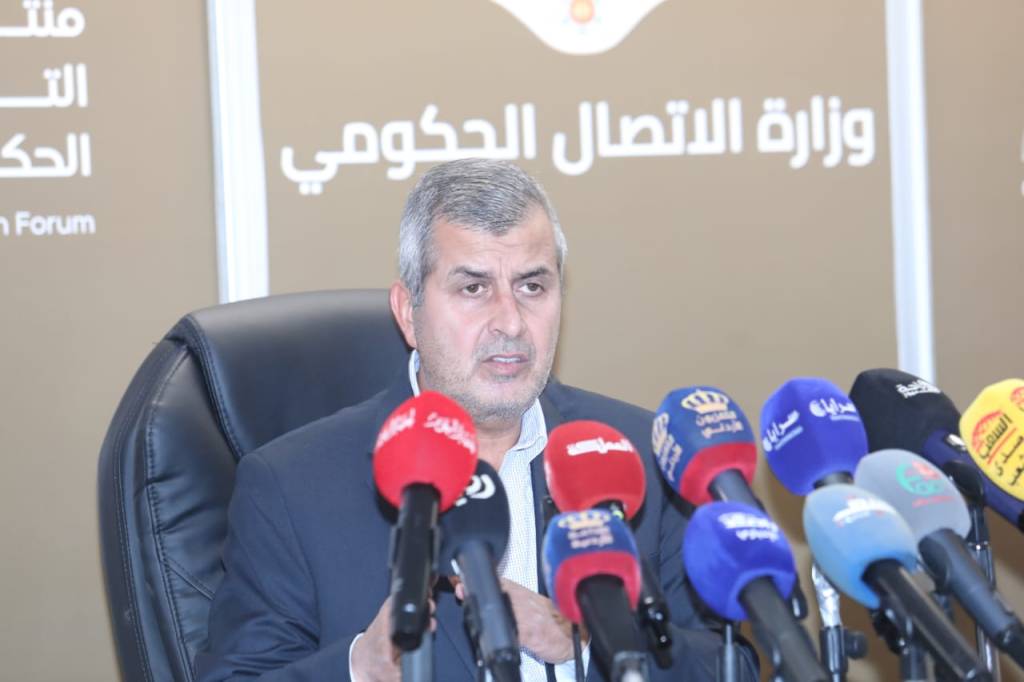 المبيضين يكشف تفاصيل نظام ربط منشآت الطاقة المتجددة(فيديو )