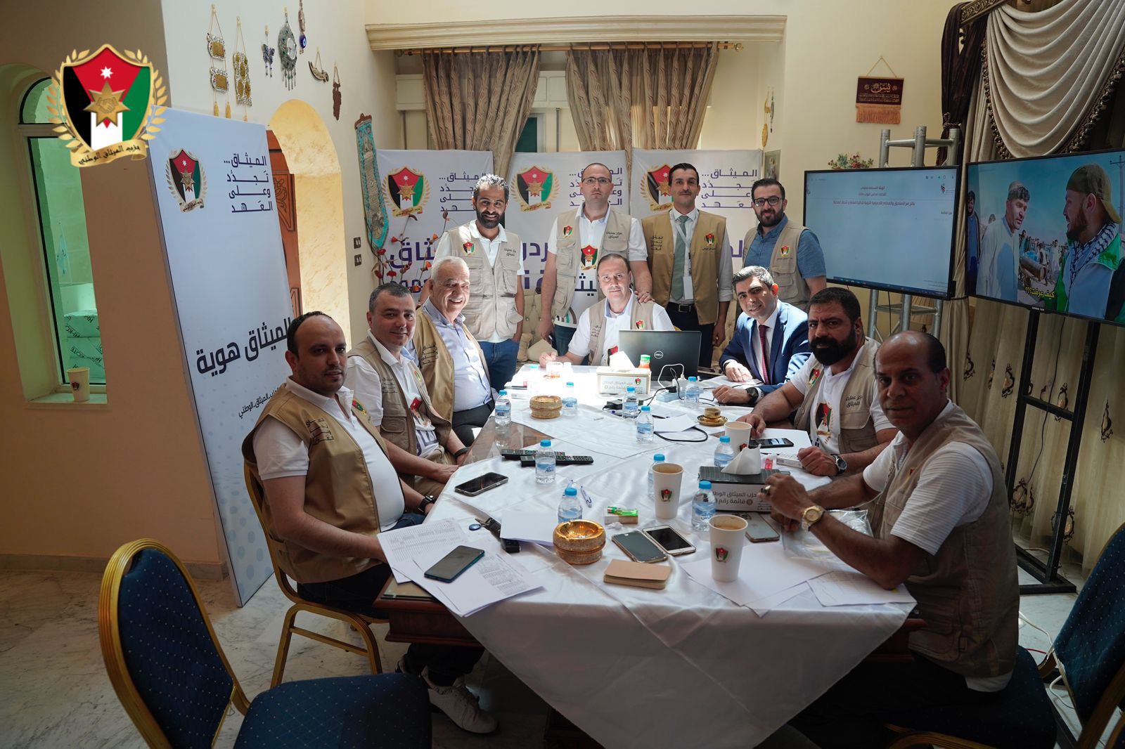 غرفة العمليات في الميثاق تتابع مجريات العملية الانتخابية في الميدان عمان10 أيلول 2024