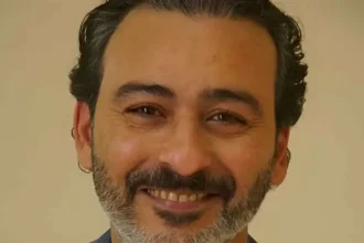 فنان مصري يطلب من زملائه فرصة للعمل في التمثيل