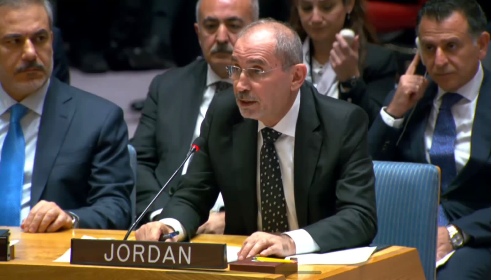 أيمن الصفدي : لن نسمح بتهجير الشعب الفلسطيني من وطنه التاريخي إلى وطننا