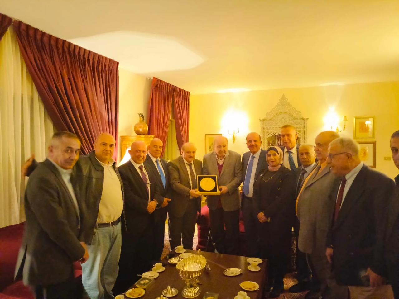 حزب البناء الوطني يكرم المصري