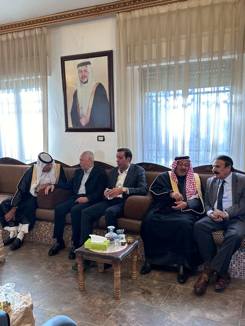 مندوبا عن الملك وولي العهد.... العيسوي يعزي العميان والشوابكة