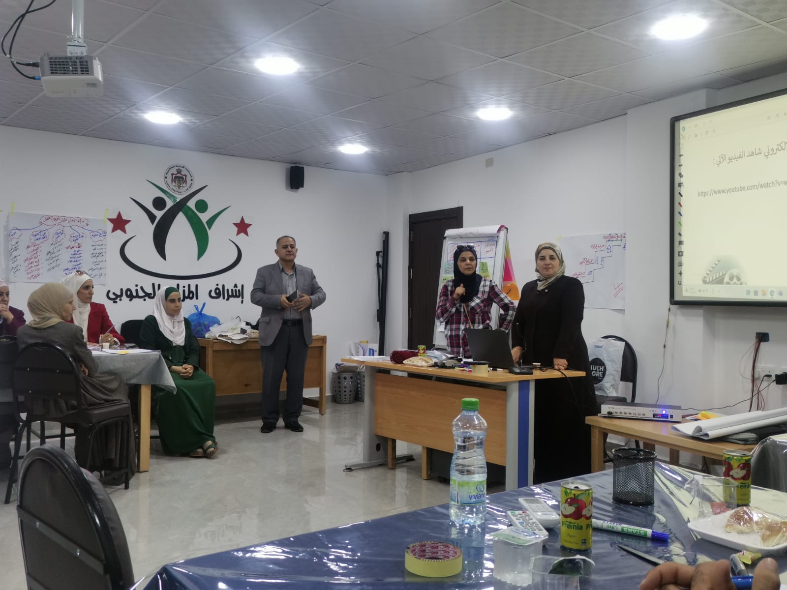 تربيةالمزار الجنوبي تنفذ ورشة حول جوائز التميز التربوي