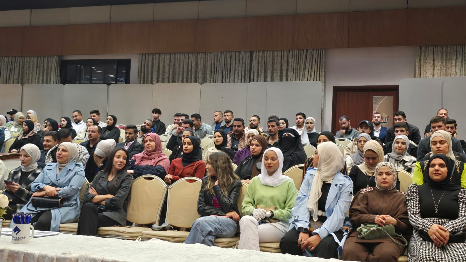 أكاديمية آن تنظم حفلاً شبابياً بعروض أدبية مميزة ومحاضرات توعوية