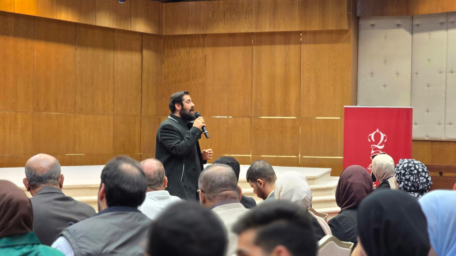 أكاديمية آن تنظم حفلاً شبابياً بعروض أدبية مميزة ومحاضرات توعوية