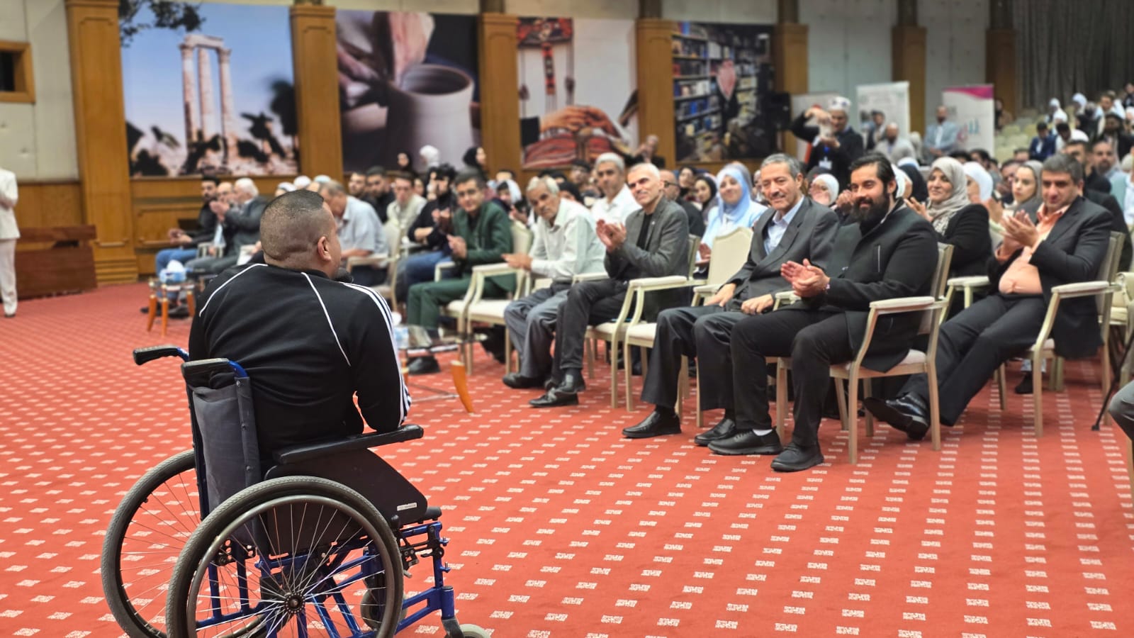 أكاديمية آن تنظم حفلاً شبابياً بعروض أدبية مميزة ومحاضرات توعوية