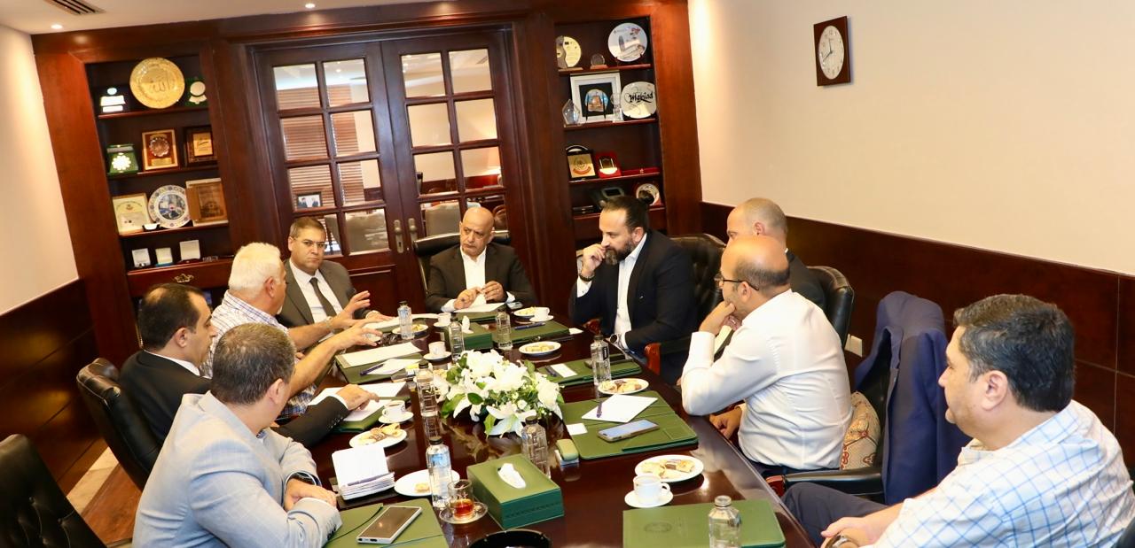 صورة حول : تجارة الأردن تبحث سبل دعم وتنشيط سوق عمان المالي تجارة الأردن تبحث سبل دعم وتنشيط سوق عمان المالي