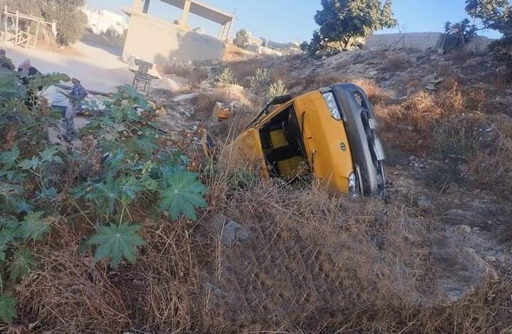 عاجل || إصابة 21 طالبا بسبب تدهور حافلة مدرسية في إربد