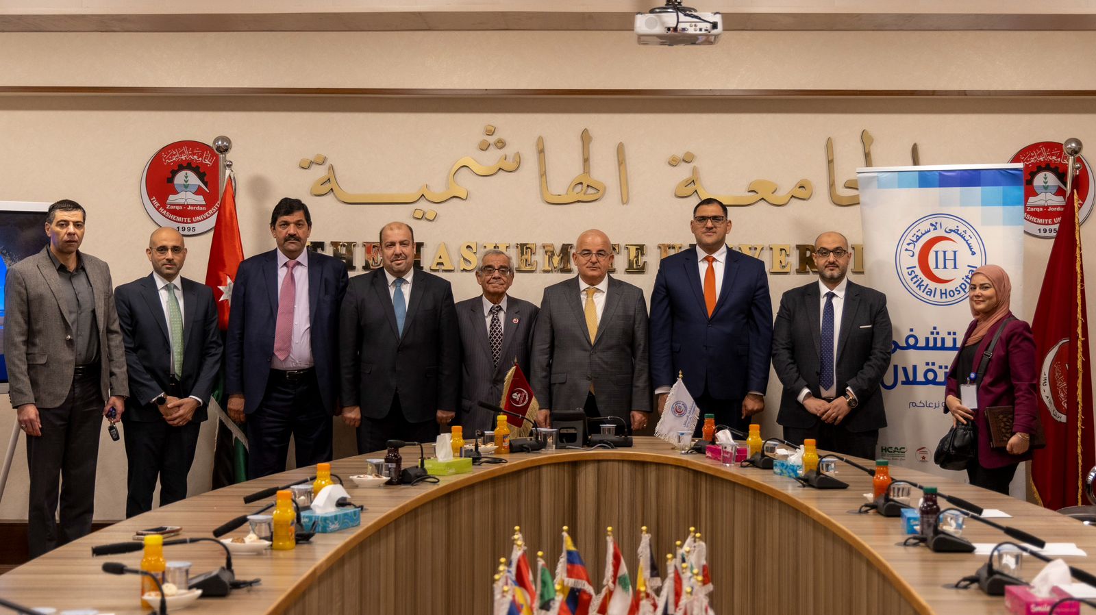 مستشفى الاستقلال توقع اتفاقية علاج مع الجامعة الهاشمية