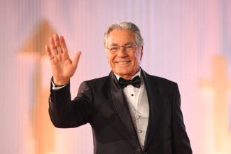 وفاة الفنان المصري مصطفى فهمي عن عمر يناهز الـ82 عاماً