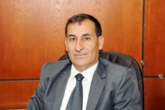 حرب ...بوب وود وارد ...ودس السم في الدسم