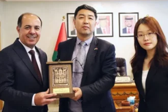 اجتماع لبحث إنشاء جامعة تقنية صينية-أردنية