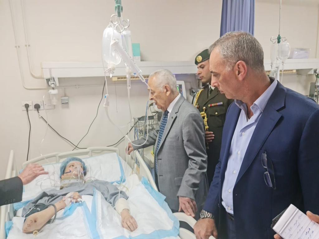 عاجل | العيسوي يتفقد مصابي الصواريخ في مستشفى النديم بمادبا