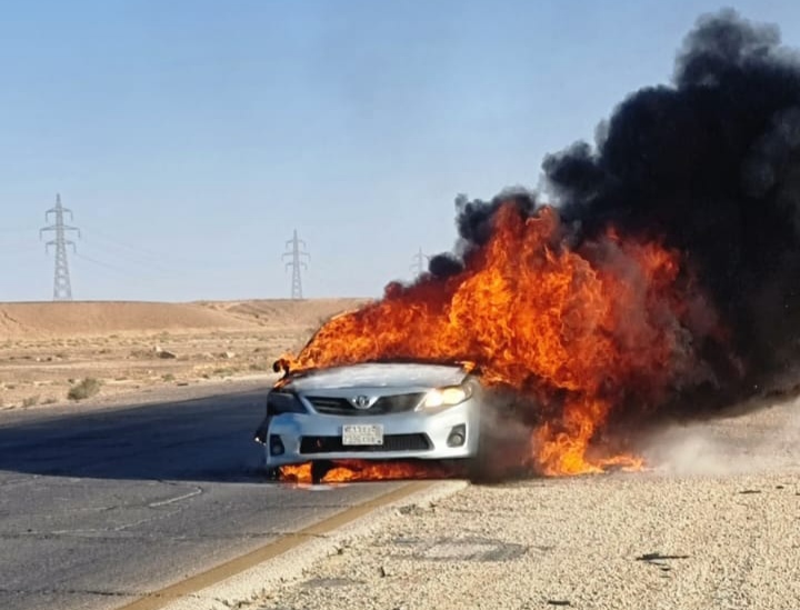 صورة حول : احتراق سيارة بالكامل على نزول العدسية (فيديو) احتراق سيارة بالكامل على نزول العدسية (فيديو)