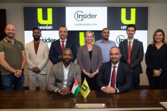 أمنية توقع اتفاقية شراكة استراتيجية مع Insider لتطوير متجرها الإلكتروني