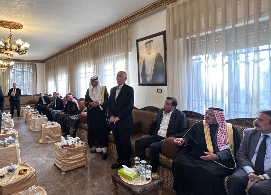 الملك وولي العهد يعزيان عشيرتي العميان والشوابكة بوفاة الحاجة صيته الشوبكي