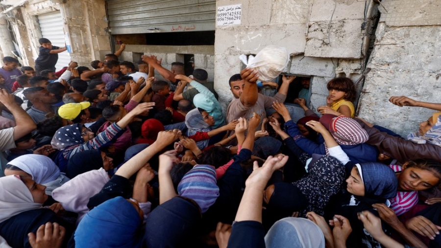 حملة "غزة لنا فيها أخوة" من وقف ثريد لتوزيع مليوني وجبة في غزة