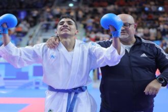 لاعب المنتخب الوطني للكاراتيه لفئة الناشئين حاتم الحراسيس يبلغ نهائي بطولة العالم