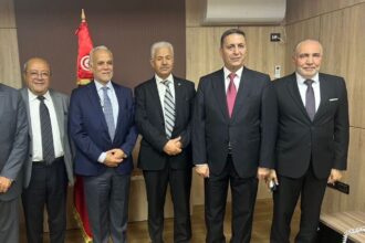 وزير التجارة التونسي يستقبل وفد الأسواق الحرة الأردنية ويؤكد الآفاق واسعة في مجالات التعاون