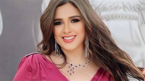 ما سبب غضب ياسمين عبد العزيز على السوشل ميديا