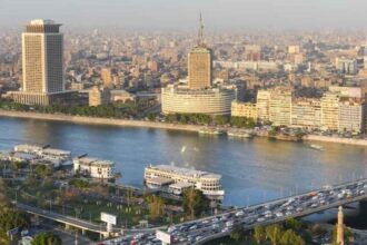 البنك المركزي المصري يطرح أذونات خزانة بقيمة 50 مليار