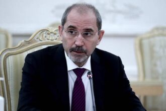 عاجل | الصفدي ينقل رسالة من الملك للأسد