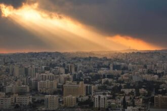 طقس خريفي معتدل نهاية الأسبوع مع ظهور غيوم على ارتفاعات منخفضة