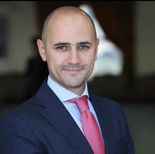 الزميل اسامة سلامة يباشر عمله مستشارا في رئاسة الوزراء
