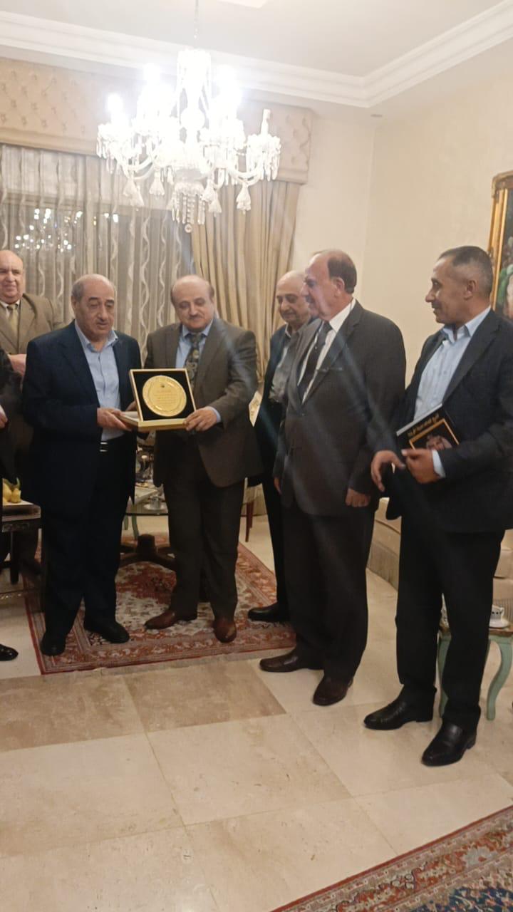 بالفيديو والصور ... حزب البناء الوطني يكرم الوزير الأسبق مجحم الخريشة