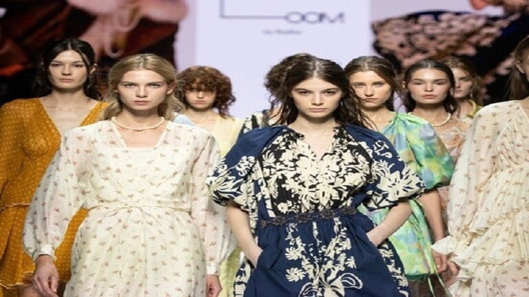 الإمارات العربية تشارك في مهرجان "أسبوع الموضة" بموسكو