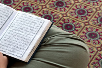 “النائب العام المصري يحقق في إذاعة القرآن الكريم بمصاحبة الموسيقى”