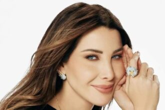 نانسي عجرم تنفي شائعات الانفصال بصورة عائلية على إنستغرام