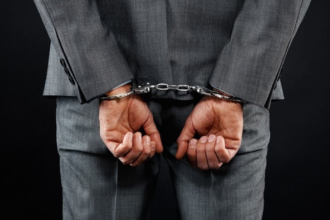 مسؤول بنكي متهم باختلاس 4 ملايين دينار