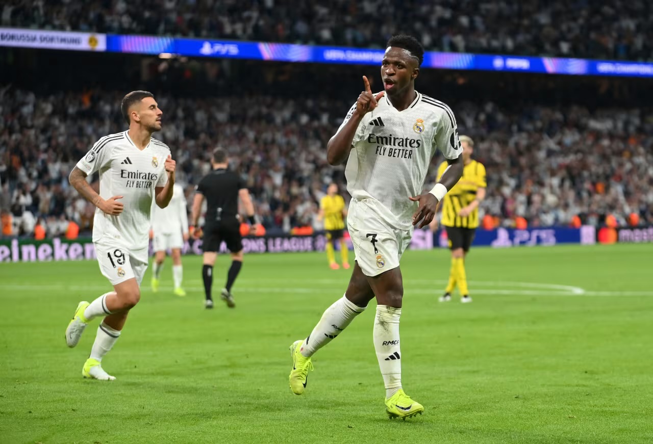 ريال مدريد يقلب الطاولة على دورتموند وينتصر 5-2 في دوري الأبطال