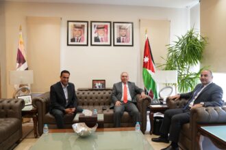 أمانة عمان وسلطة إقليم البترا توقعان مذكرتي تفاهم للتعاون في الخدمات الرقمية