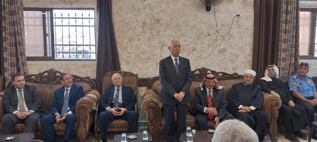 *مندوبا عن الملك وولي العهد.. العيسوي يعزي المعايطة والهبارنة والدوايمة*
