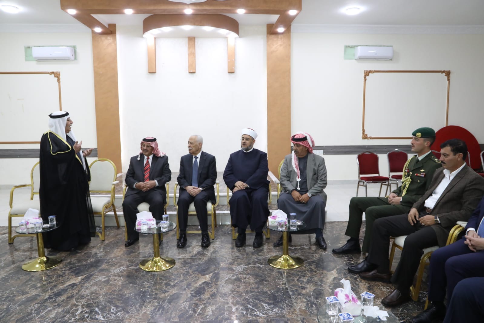 *مندوبا عن الملك وولي العهد.. العيسوي يعزي المعايطة والهبارنة والدوايمة*