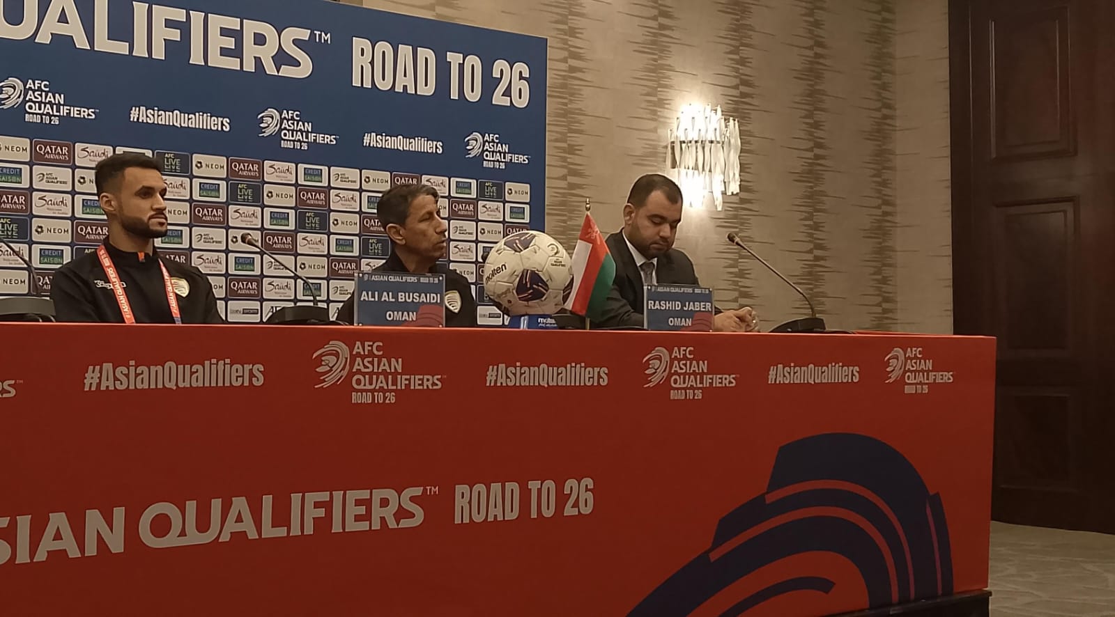 مدرب عُمان: المنتخبات مكشوفة أمام بعضها والحافز هو العامل المشترك