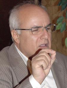 حدادين : كان صادما ان يتم استحضار لمجلس الأعيان وجوه اكل عليها الدهر وشرب