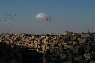 طقس خريفي و معتدل اليوم السبت مع ظهور غيوم على ارتفاعات منخفضة