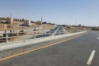 طريق 100 ..أول طريق لتطبيق نظام الطرق مدفوعة الرسوم