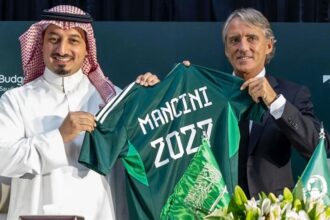120 مليون ريال سعودي الشرط الجزائي لإقالة مانشيني مدرب السعودية