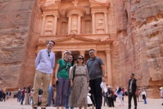 وزيرة الخارجية الرومانية تزور البترا