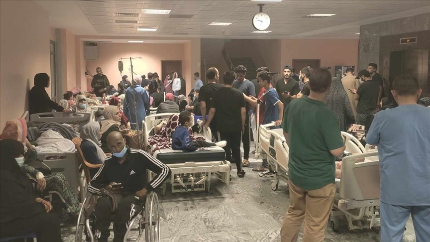 من مستشفيات للعلاج إلى مقابر للدفن