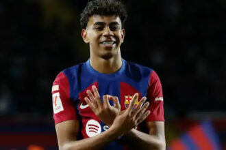يامال يطلب قميص نجم ريال مدريد سرا