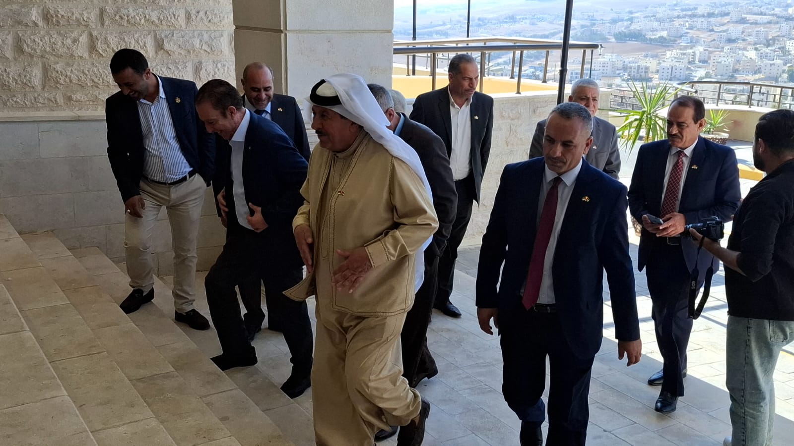 لقاء تشاوري بين مجلس محافظة الكرك ونواب المحافظة