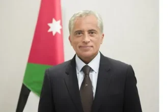 رئيس الوزراء يوجه بإسقاط الدعوى المقامة ضد قناة المملكة