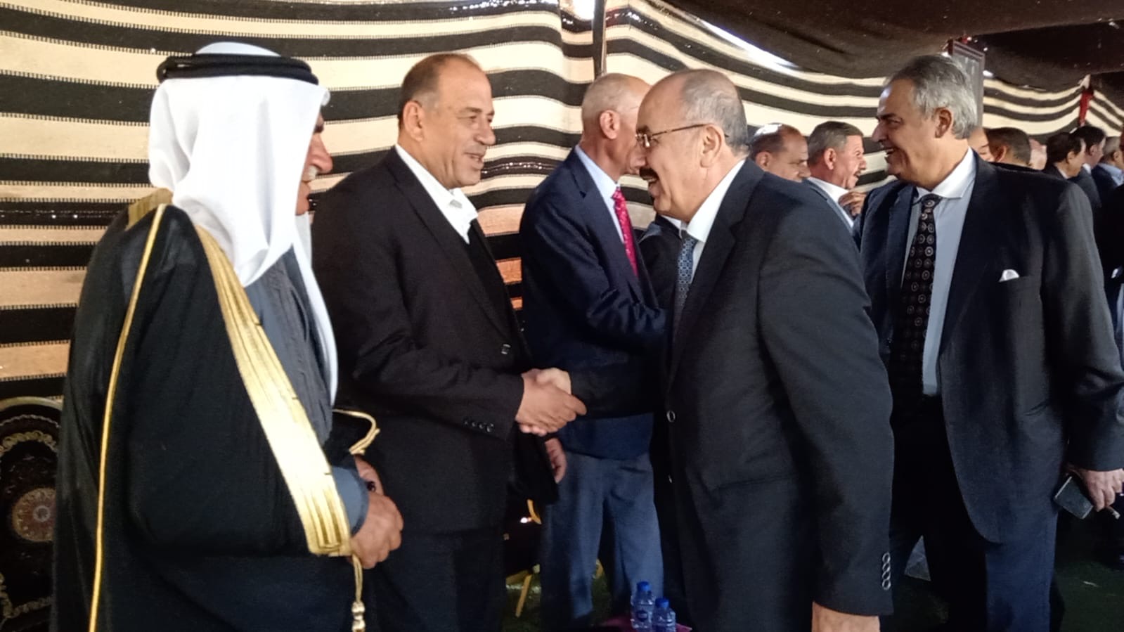 عشائر العواملة تحتفي باللواء محمد باشا العواملة في مدينة السلط