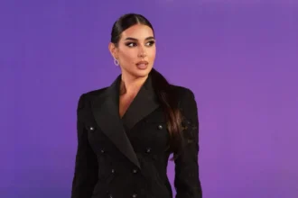 الفنانة المصرية ياسمين صبري تلفت الأنظار ببدلة جريئة
