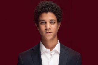 الفنان المصري أحمد داش يعلن عن خطوبته